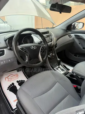 Hyundai Elantra GLS Automatic 2012 Brown