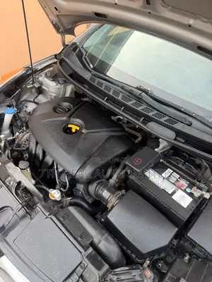 Hyundai Elantra GLS Automatic 2012 Brown