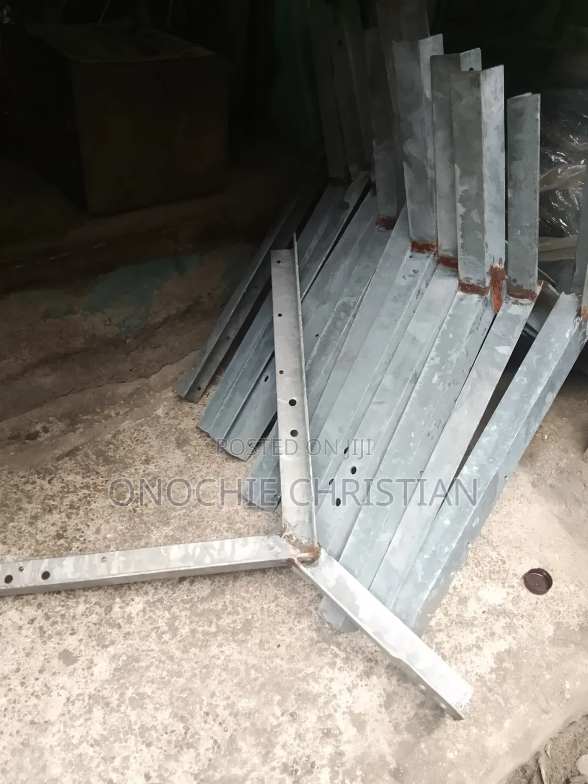 Angle Iron X32 Inches