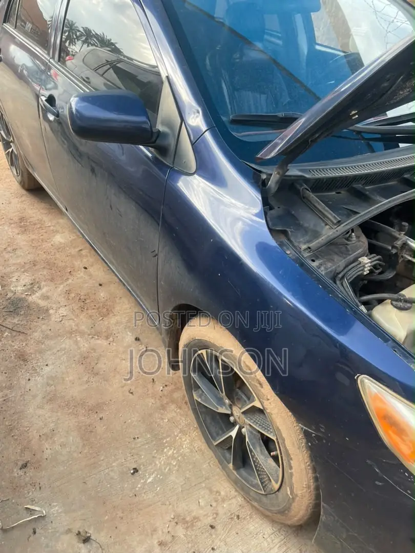 Toyota Corolla 2013 Blue