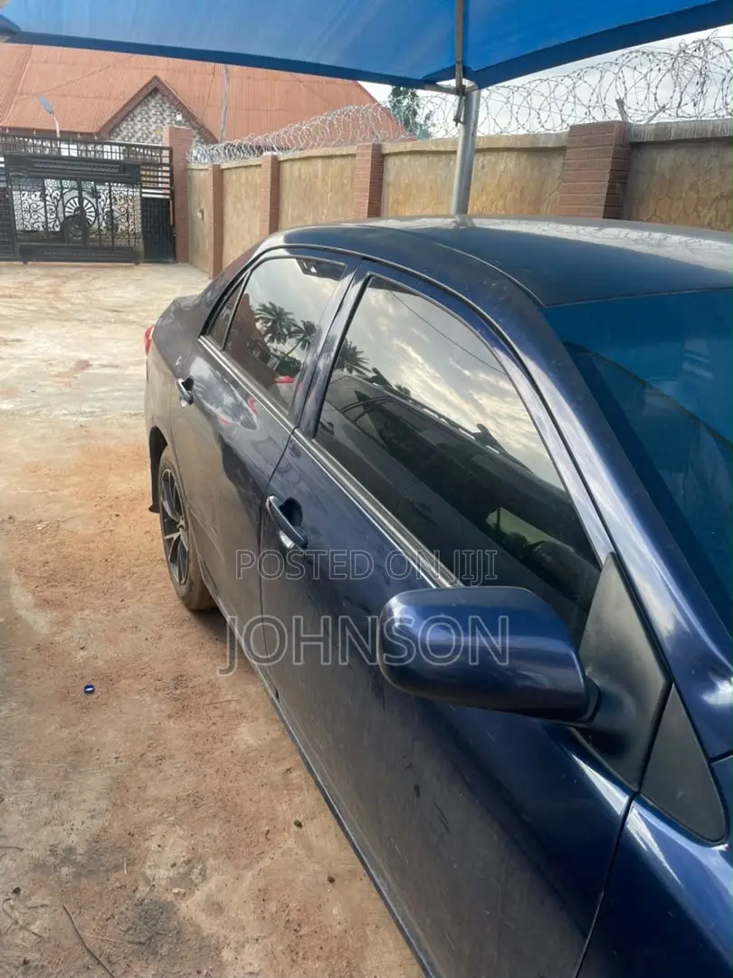 Toyota Corolla 2013 Blue