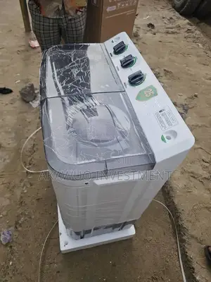 Twin Top Maxi Washing Machine