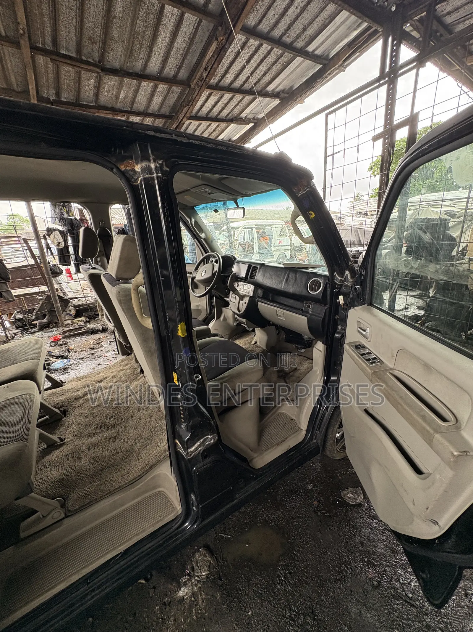 Suzuki Every 2015 Black