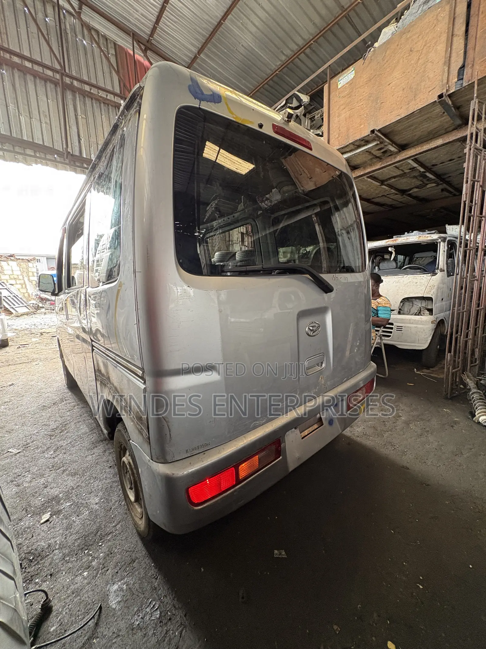 Daihatsu Hijet 2012 Silver