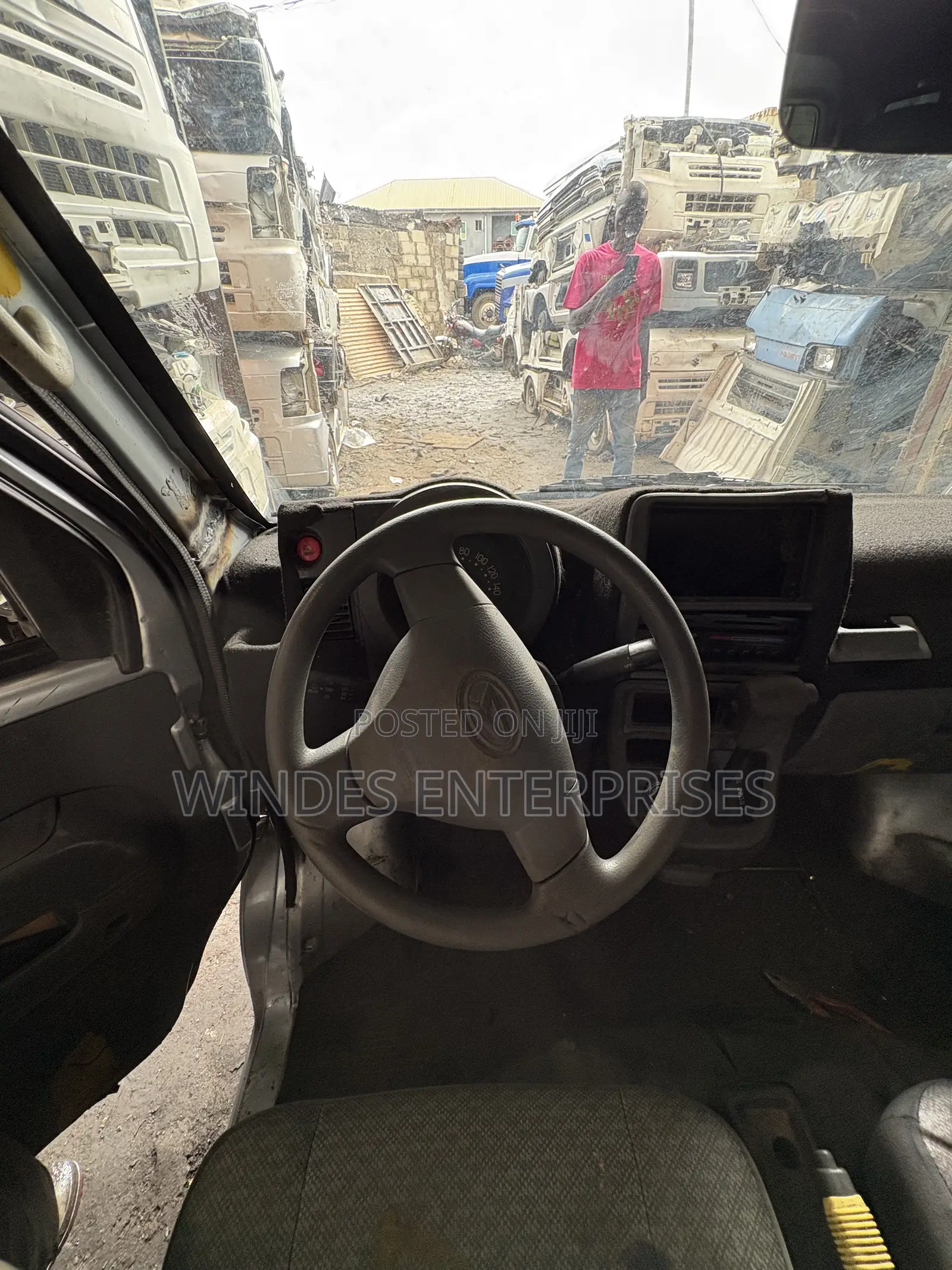 Daihatsu Hijet 2012 Silver