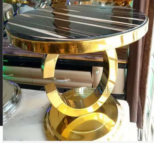 Black Striped Stone Side Table – Polished Gold Double-Ring Base