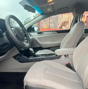 Hyundai Sonata SE 2019 Blue