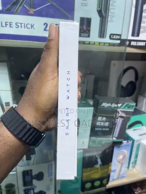 Brand New Diona R3 Smartwatch