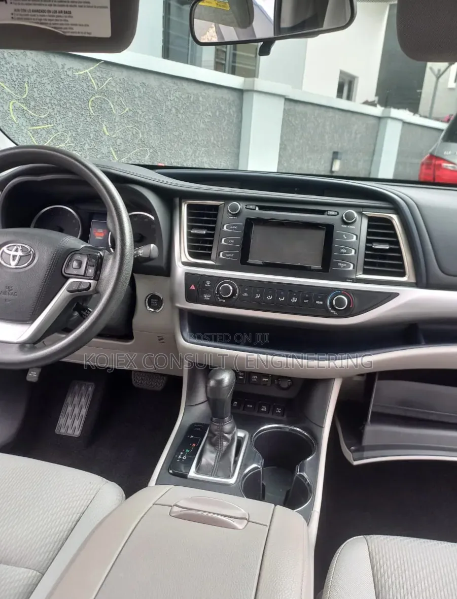 Toyota Highlander Limited AWD 2020 Gray