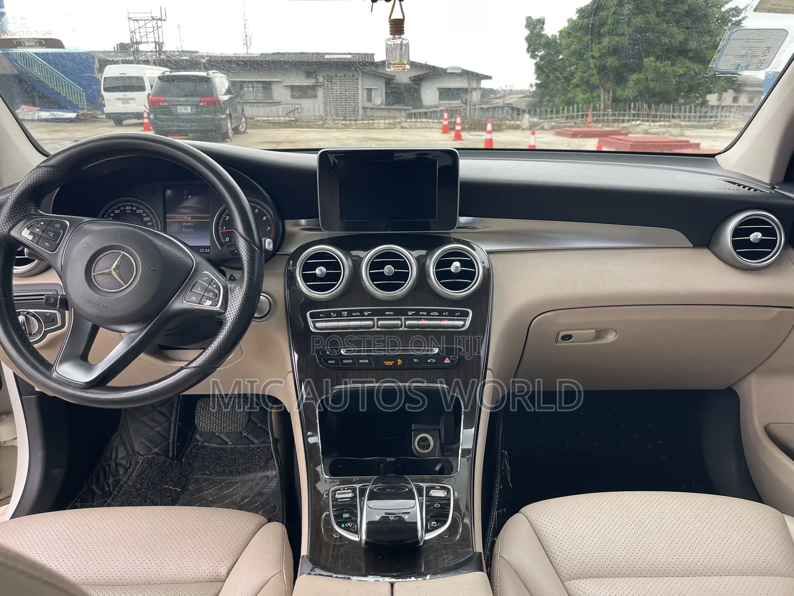 Mercedes-Benz GLC-Class 2016 White