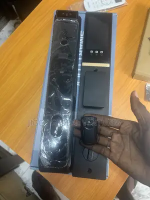 Smartlock With Remote Controller