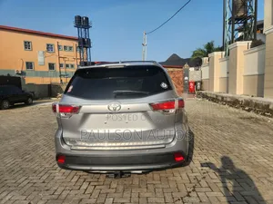 Toyota Highlander Limited 4dr SUV (3.5L 6cyl 6A) 2015 Silver