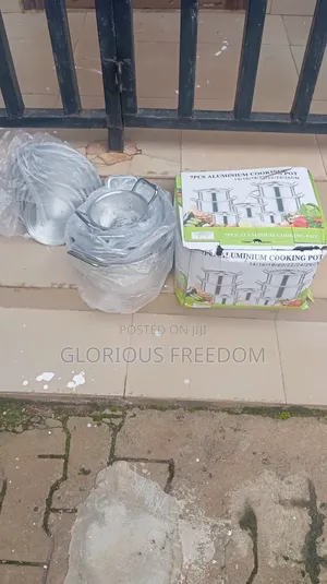 7 Pieces Aluminum Pot