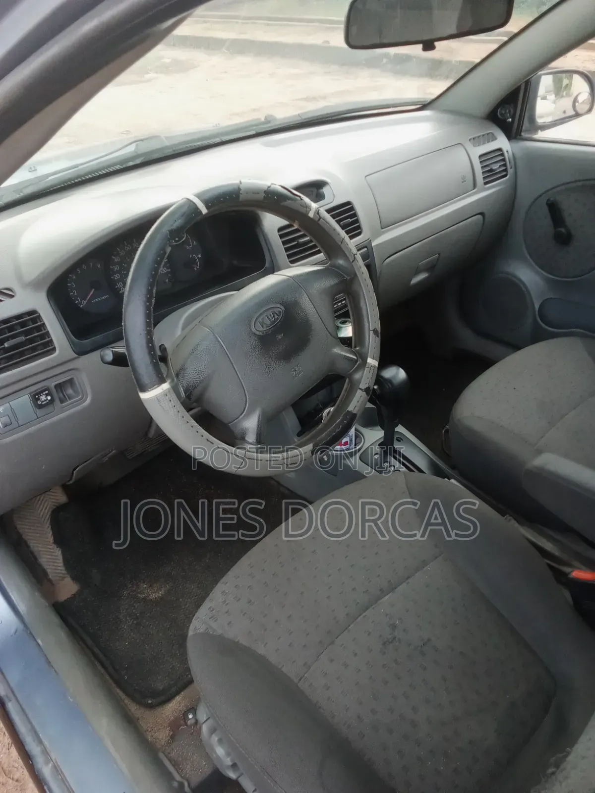 Kia Rio Sedan 2004 Gray