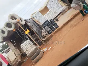 Lafage p.o.p Cement Distributor