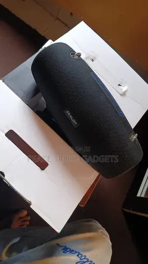 Unboxed S67 Bluetooth Speaker