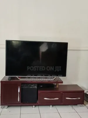 Scanfrost TV 50"