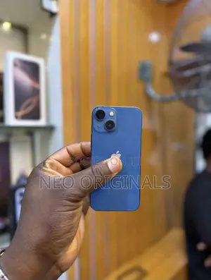 New Apple iPhone 13 128 GB Blue