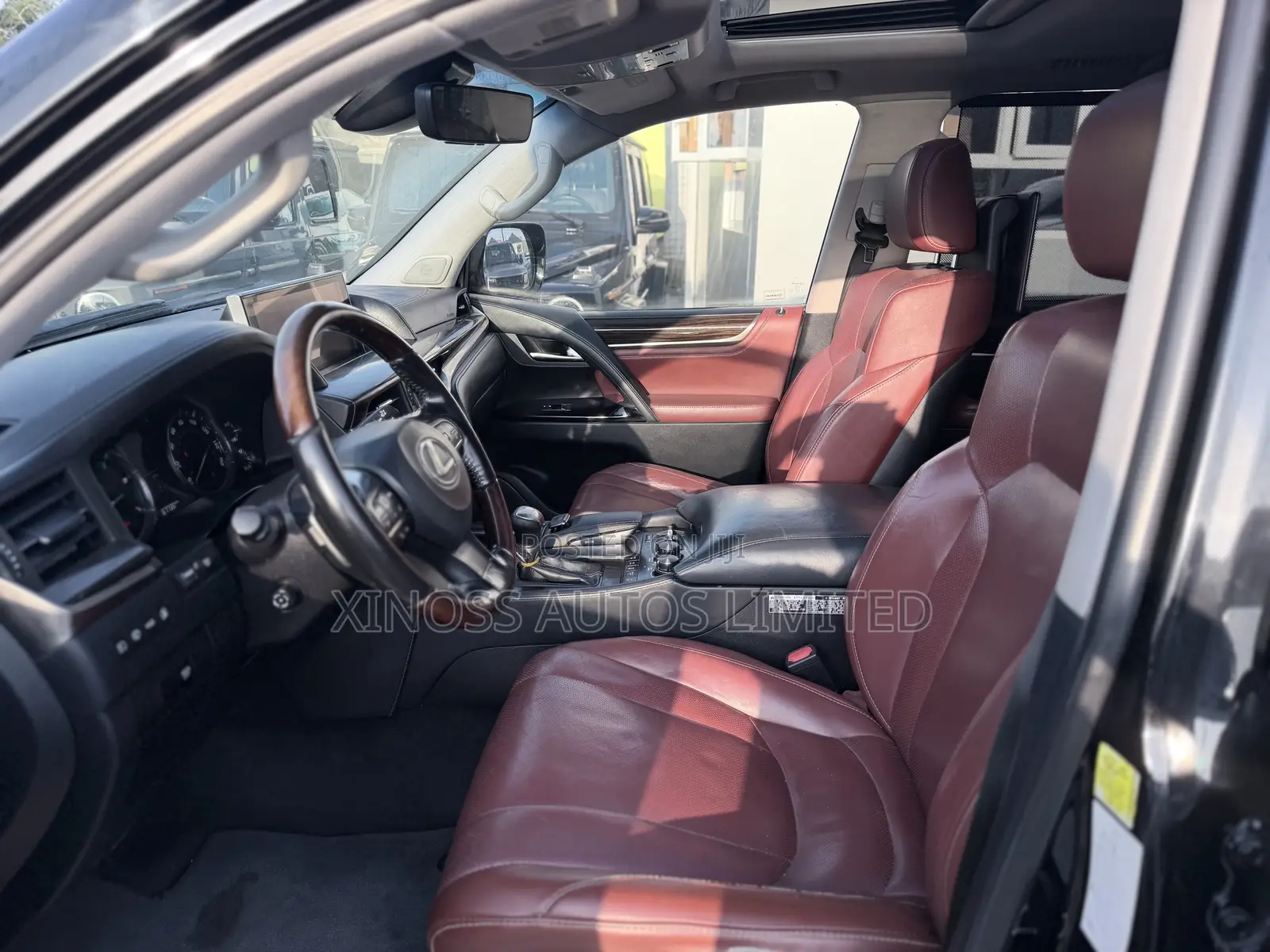Lexus LX 2017 Black