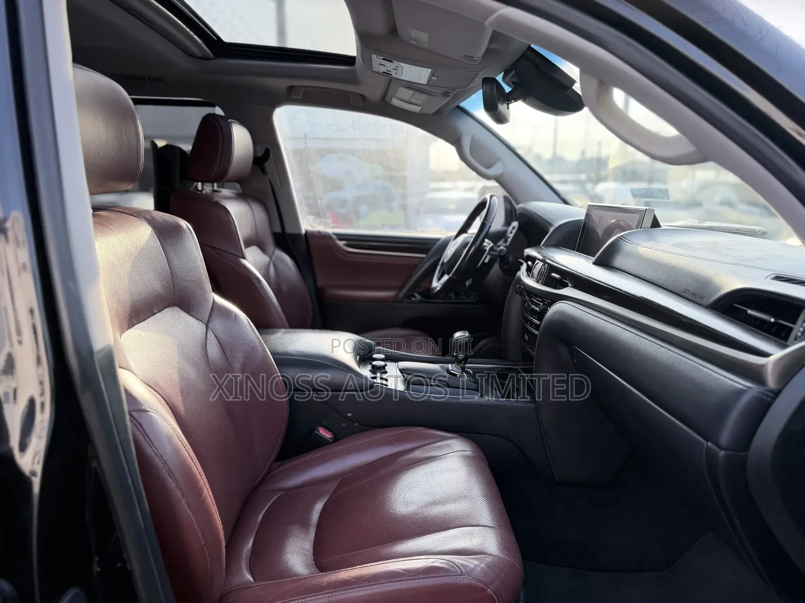 Lexus LX 2017 Black