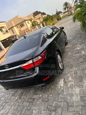 Lexus ES 2014 Black
