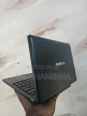 Laptop Toshiba Satellite Pro C650 4GB Intel Pentium SSD 32GB