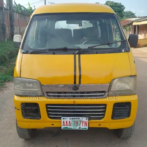 Suzuki Every 2019 Yellow