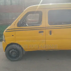 Suzuki Every 2019 Yellow