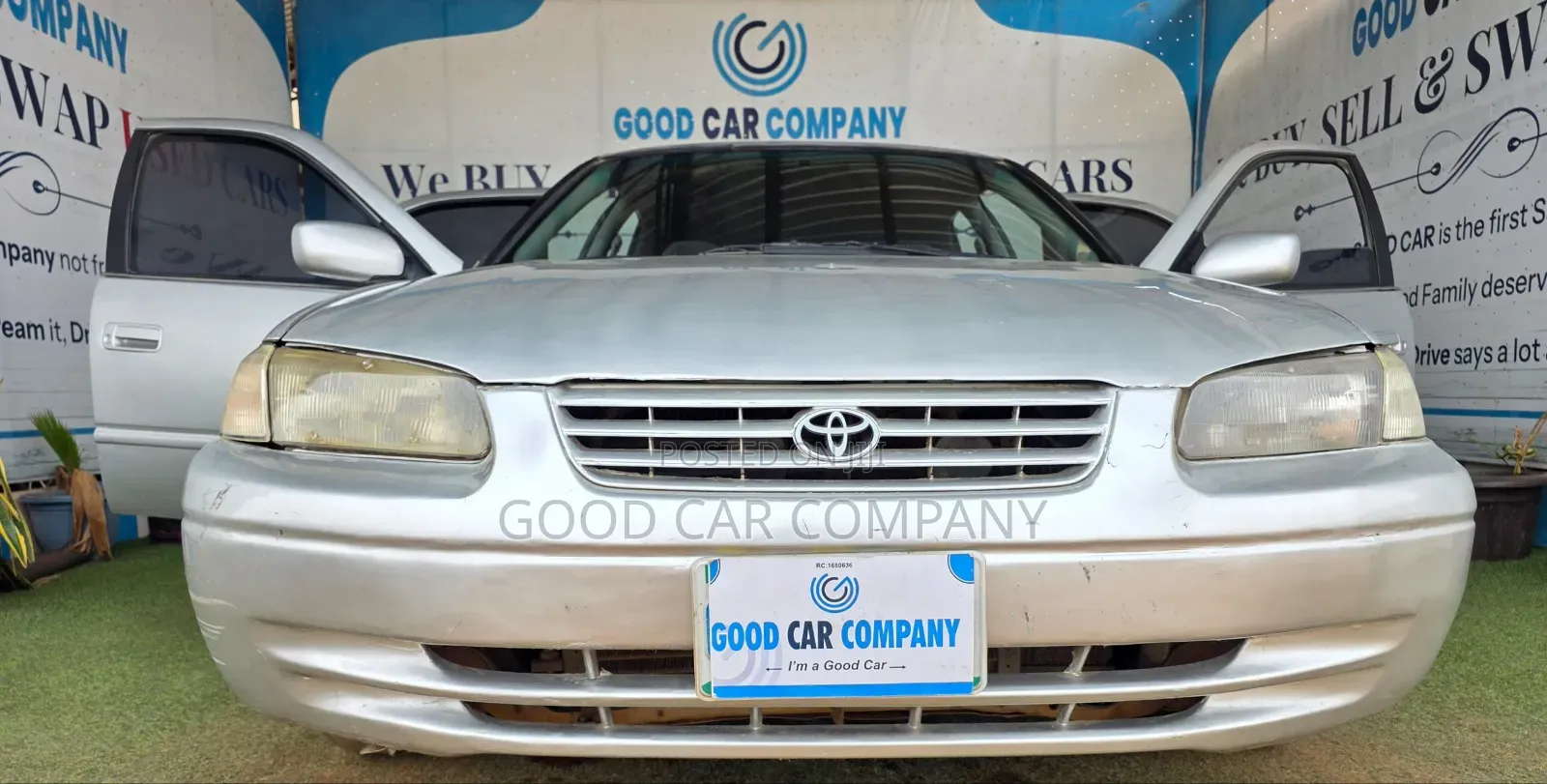 Toyota Camry Automatic 1999 Silver