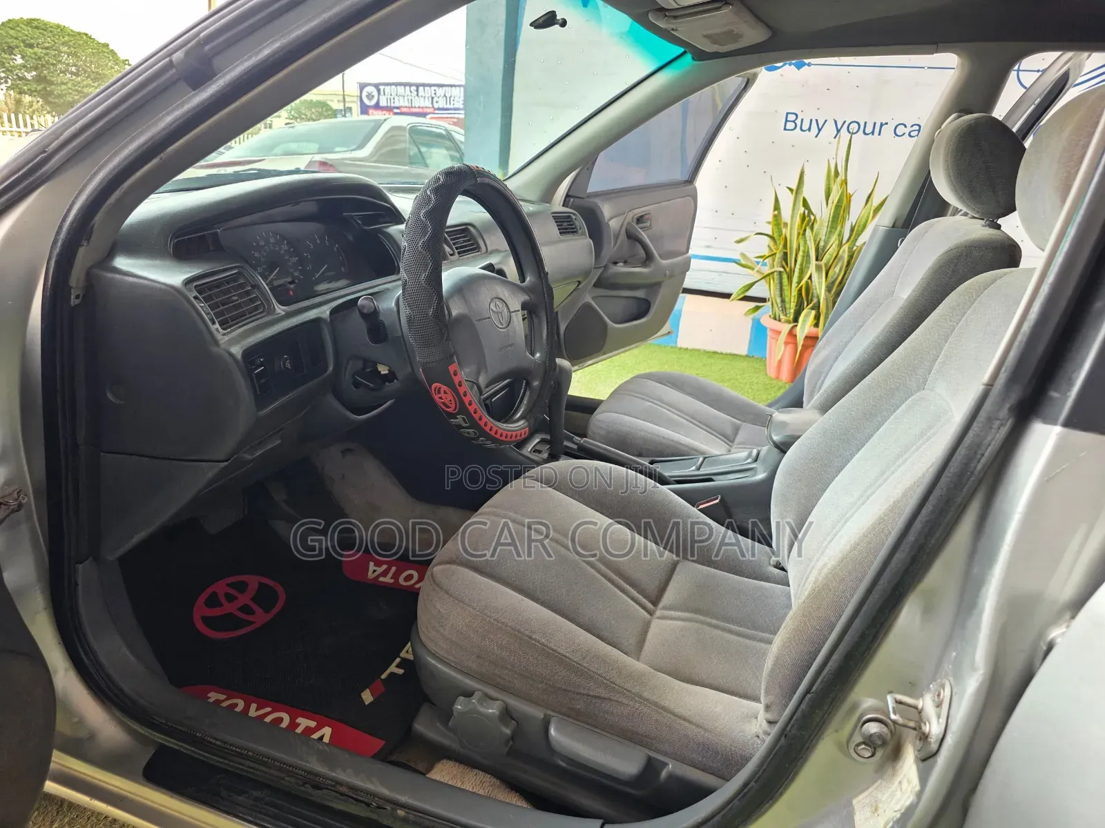 Toyota Camry Automatic 1999 Silver