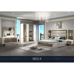 Luxurious Design Bedroom Set