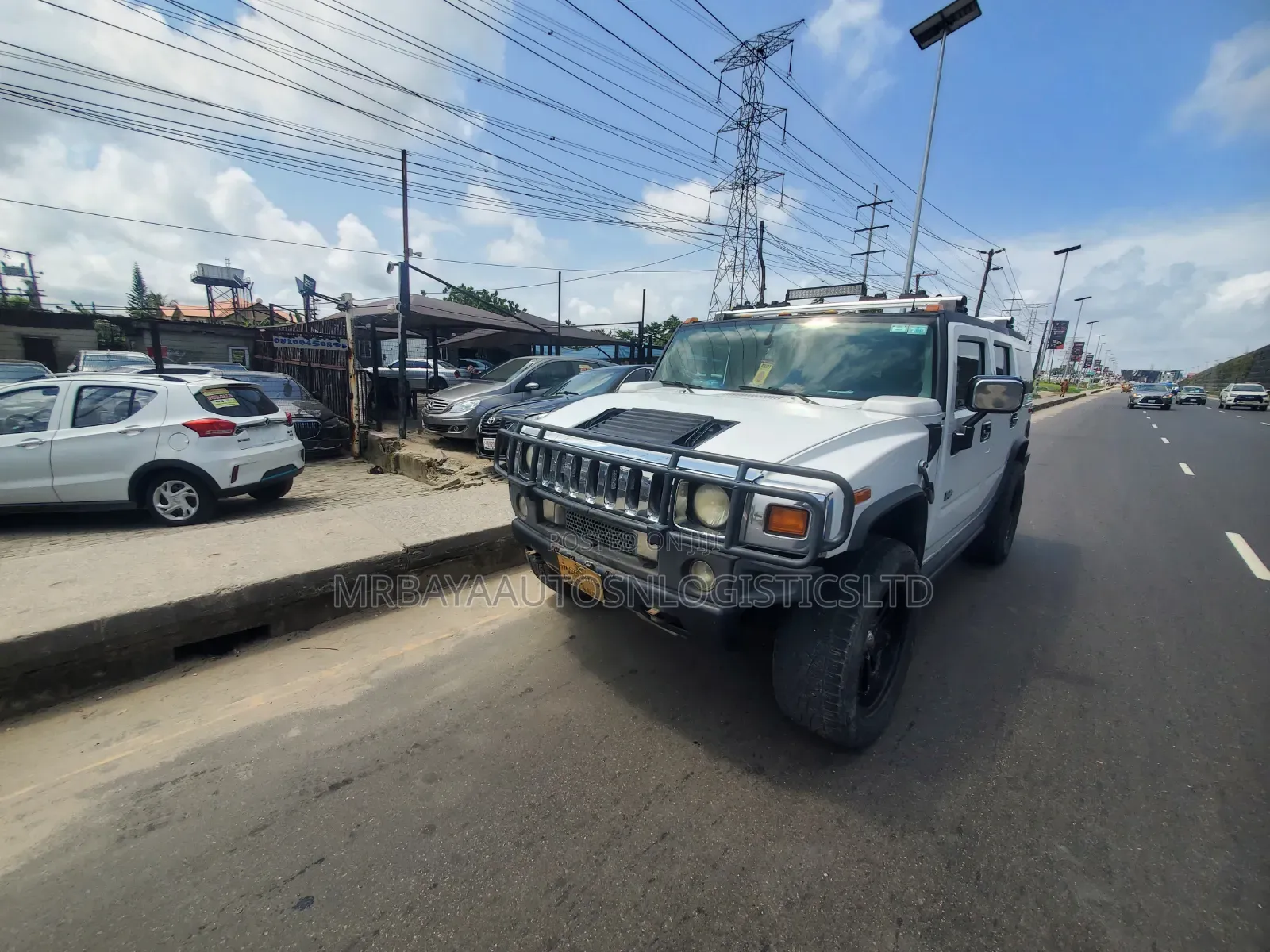 Hummer H2 2005 White