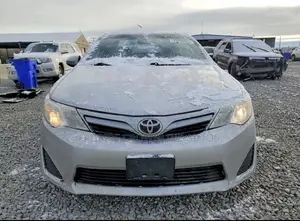 Toyota Camry LE 4dr Sedan (2.5L 4cyl 6A) 2012 Silver