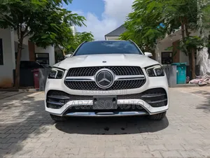 Mercedes-Benz GLE-Class 2022 White