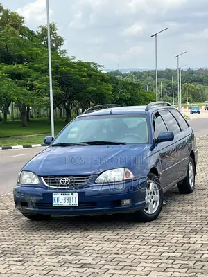 Toyota Avensis 2.0 D Verso 2002 Blue