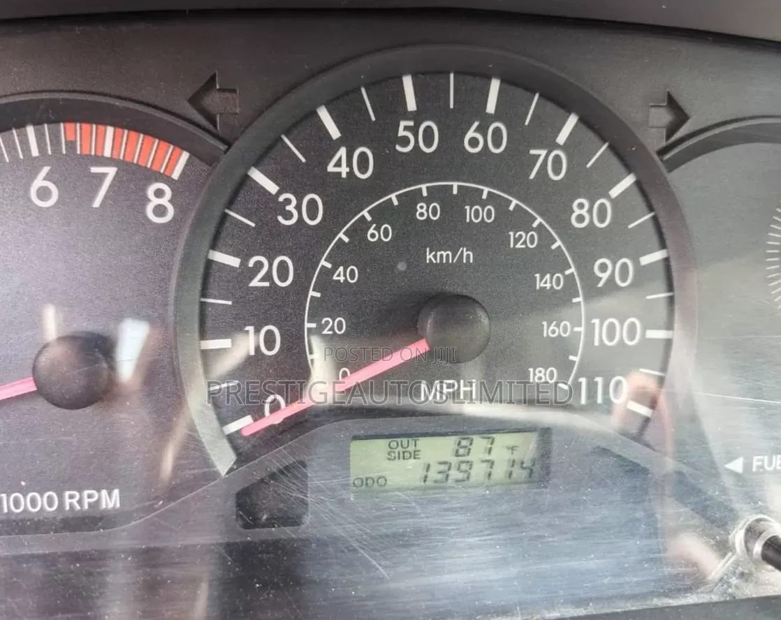 Toyota Corolla 2005 Silver