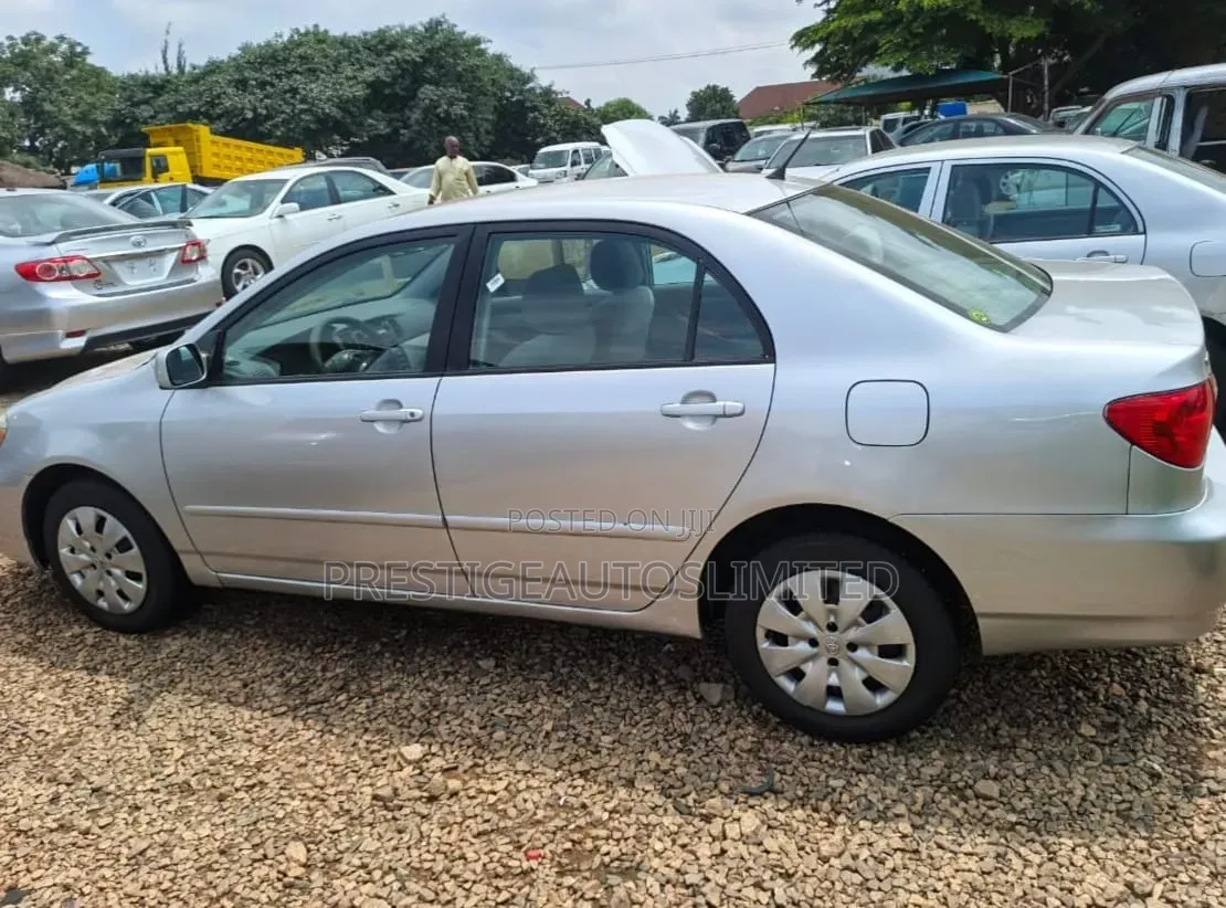 Toyota Corolla 2005 Silver