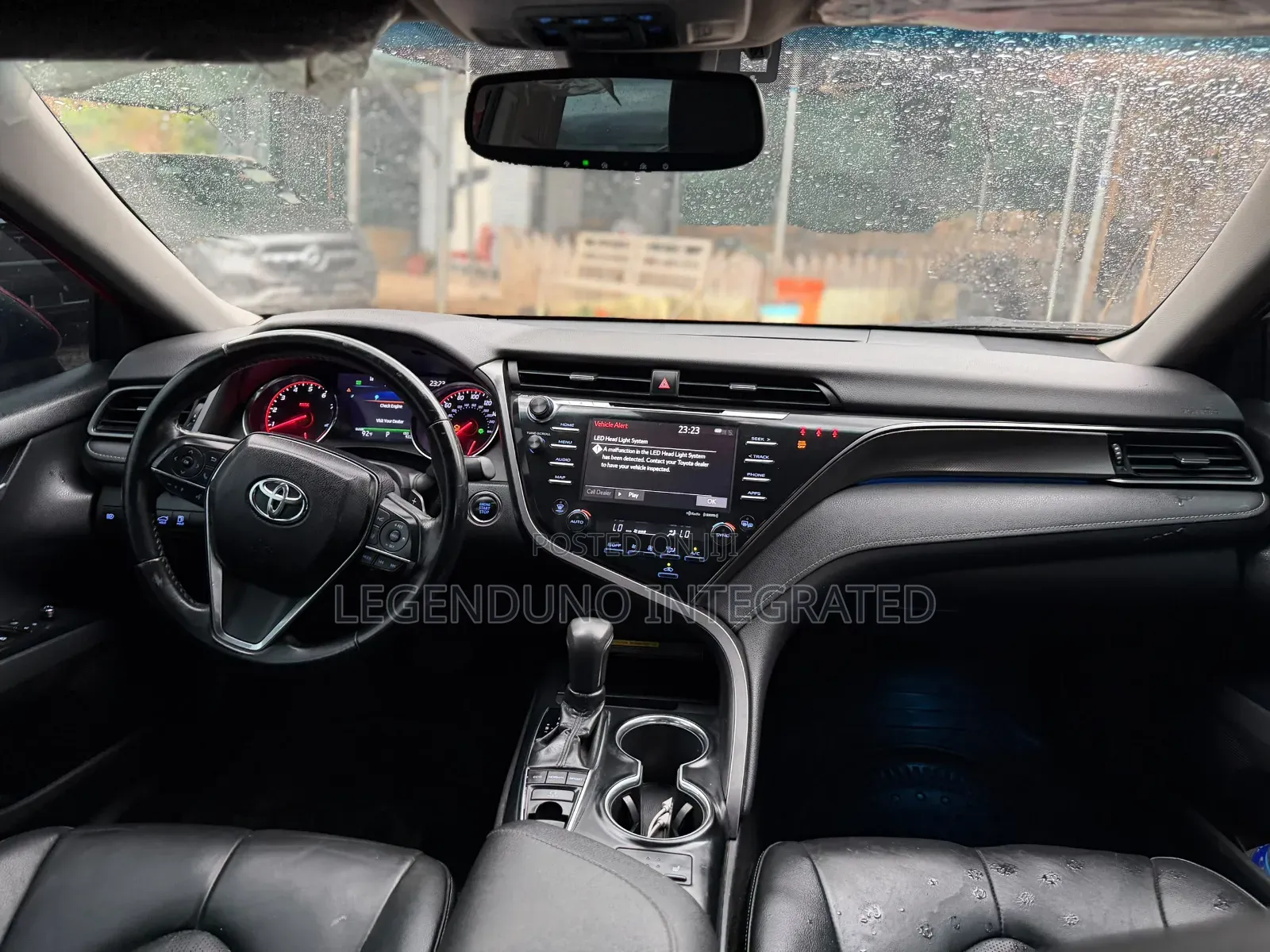 Toyota Camry 2019 Red