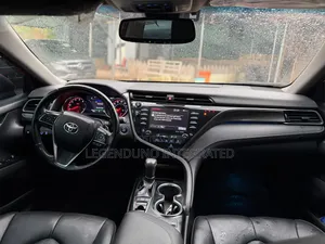 Toyota Camry 2019 Red