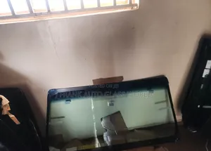 TOYOTA HILUX 2018 Windscreen Glass
