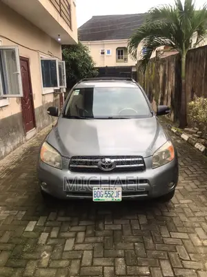 Toyota RAV4 2.0 4x4 2007 Green