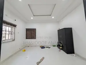 3bdrm Bungalow in Shelter Afrique, Uyo for rent