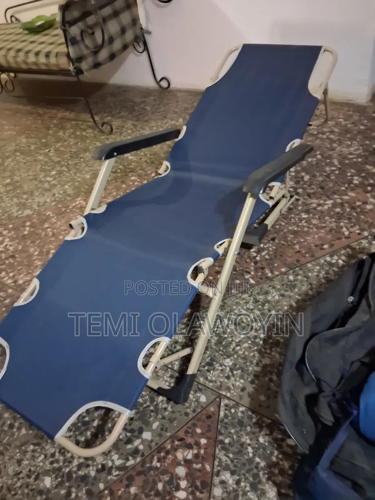 Foldable Relaxing Chair