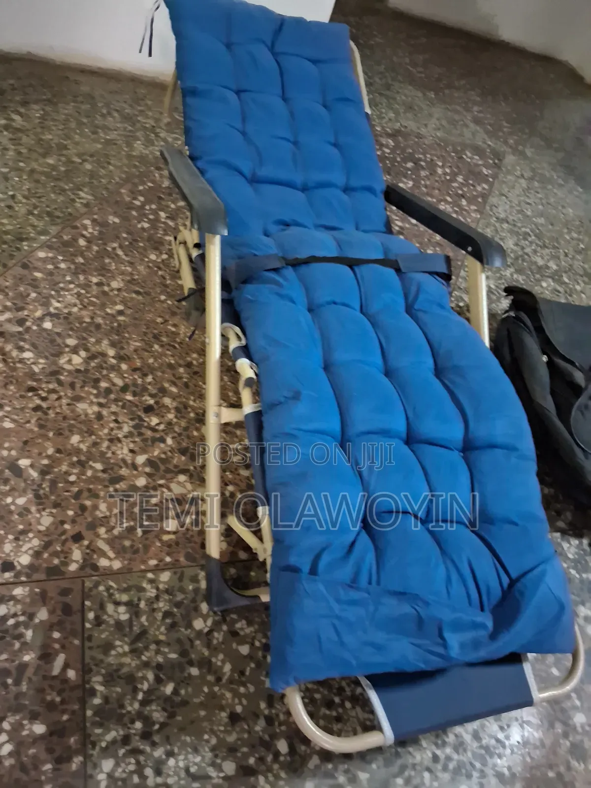 Foldable Relaxing Chair