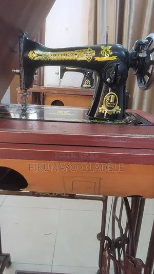 Sewing Machine (Manual)