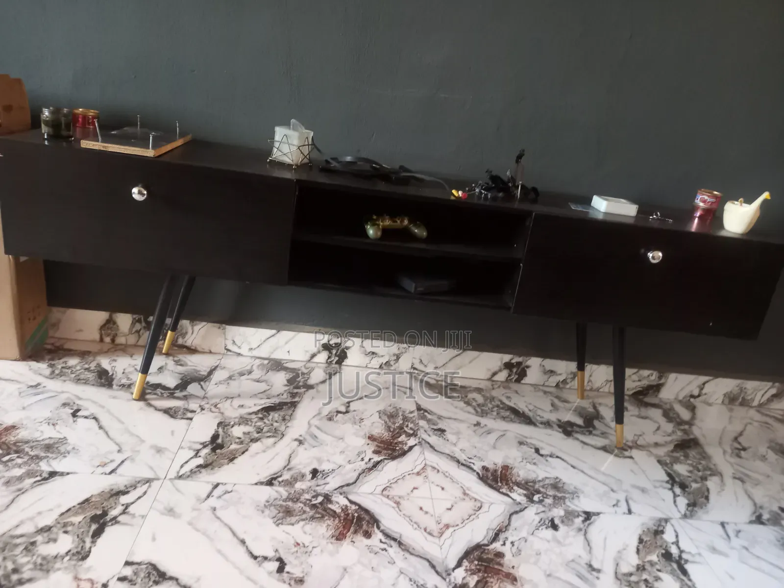 Palor Console