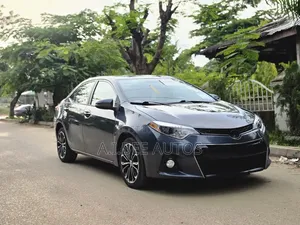 Toyota Corolla S 4dr Sedan (1.8L 4cyl CVT) 2014 Gray