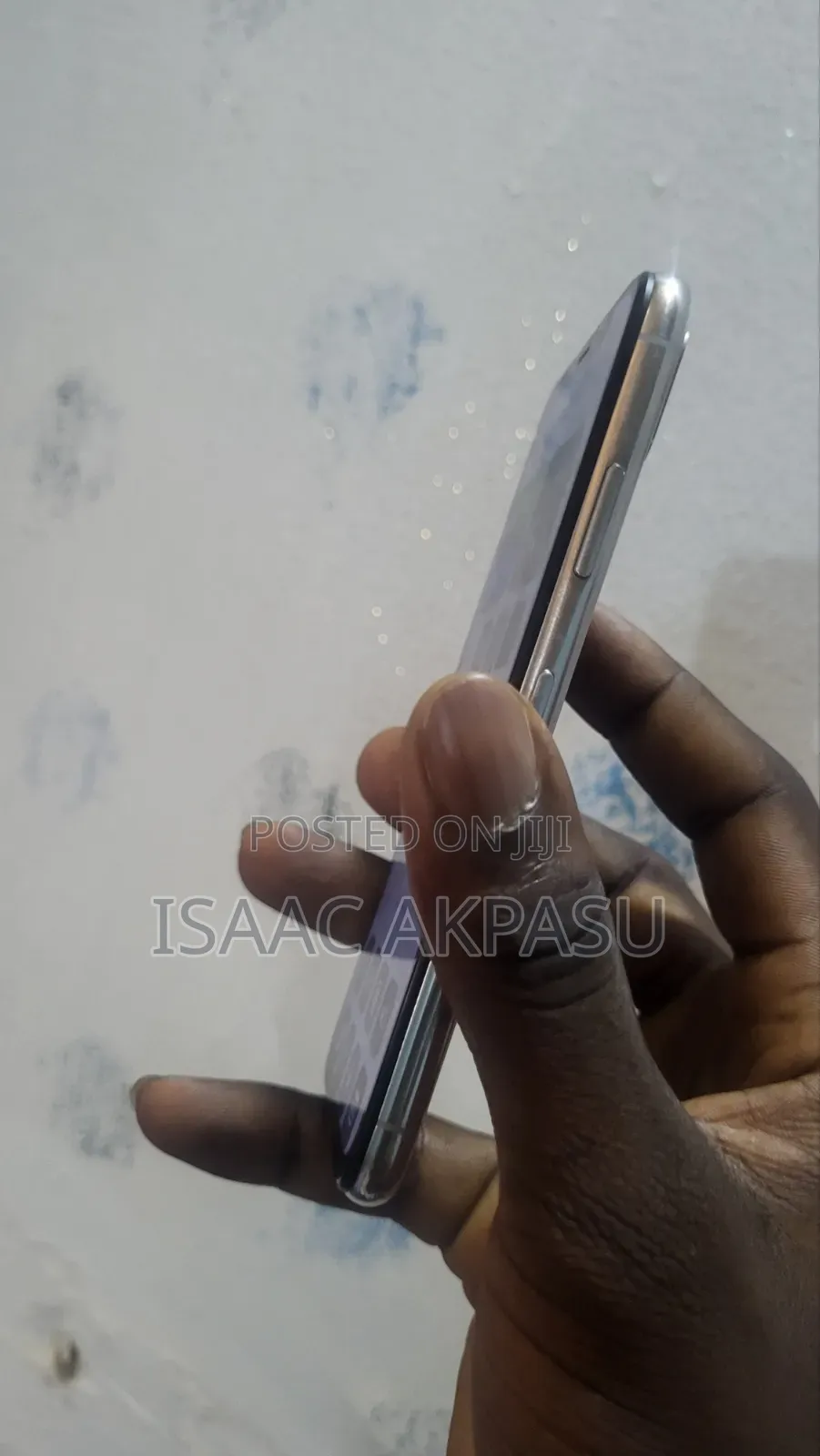 Apple iPhone X 64 GB White
