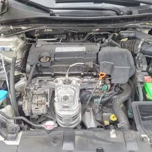 Honda Accord Sport 4dr Sedan FWD (2.4L 4cyl 2A) 2013 Gold