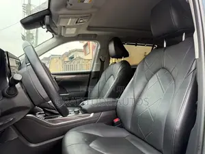 Toyota Highlander Platinum 2022 Blue